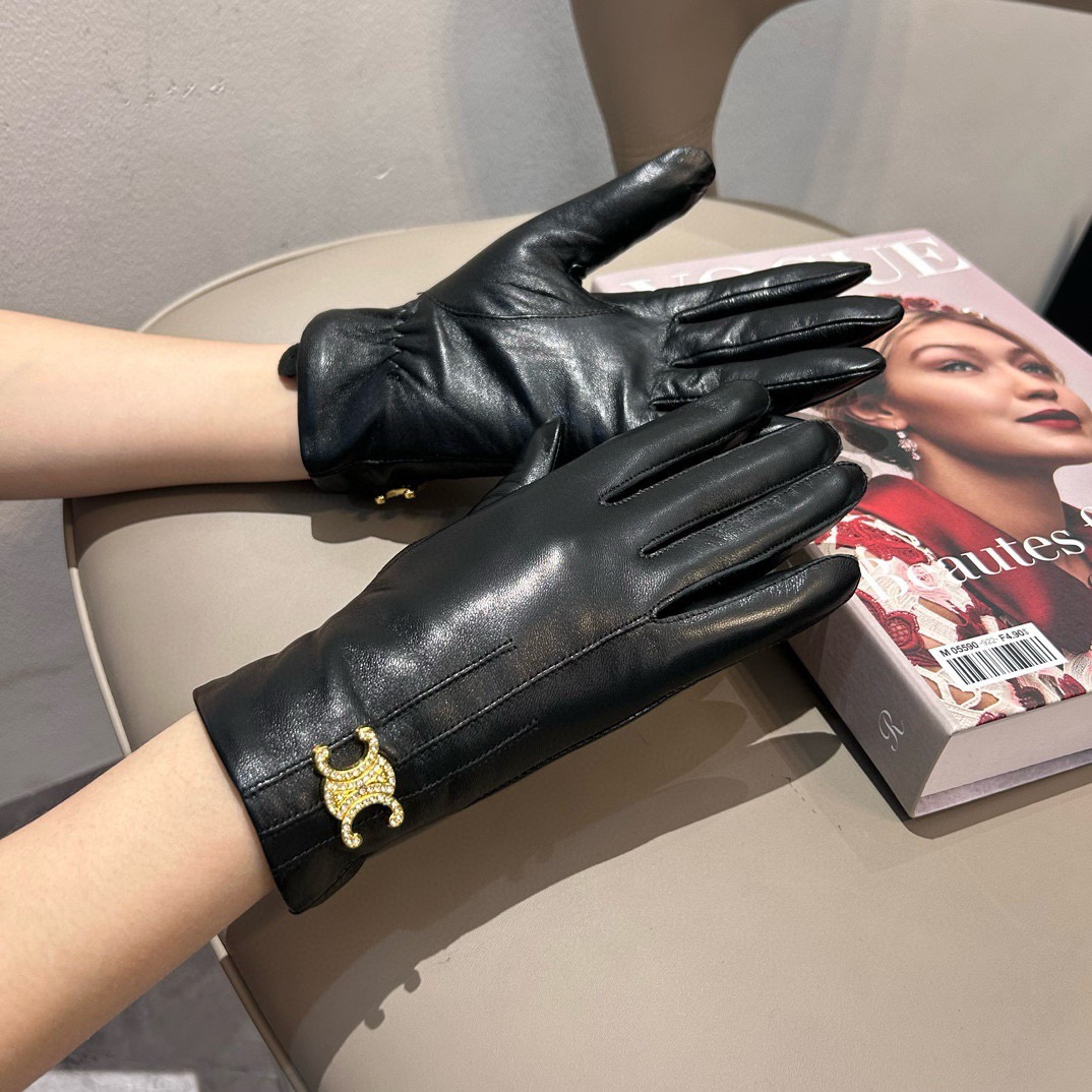 
2025新款独家首发‼️触屏手套 CELINE赛琳（原单品质）官网同步女士新款高档羊皮手套🎉🎉女神首选