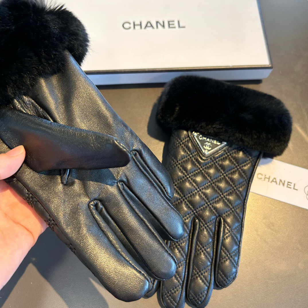 
Chanel 香奈儿2025秋冬懒兔毛羊皮手套👍值得对比🔥🔥同款不同品质，秒杀市场差产品，进口一级羊皮