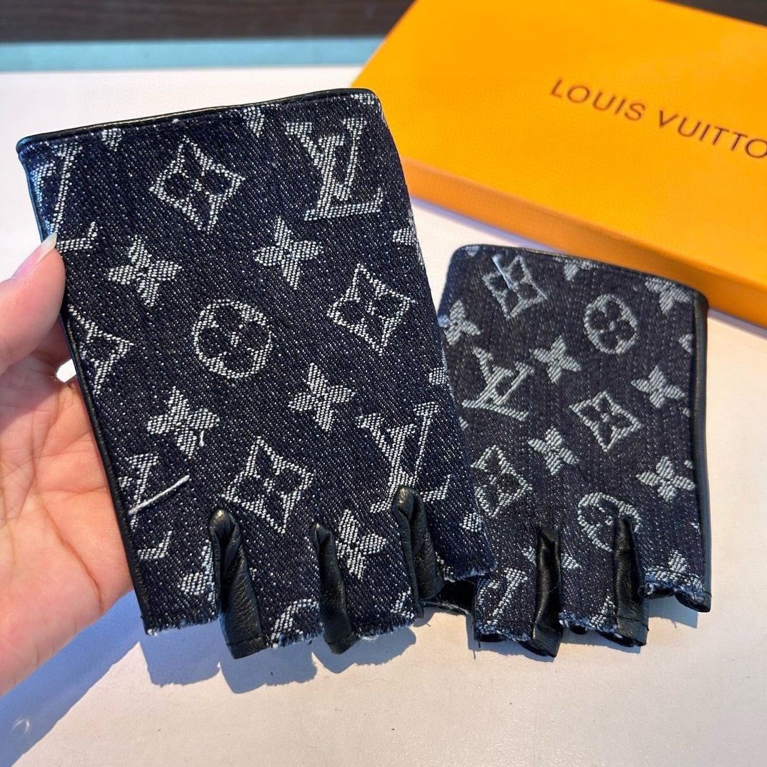 
2025🧤LV新品短款牛仔配皮手套，时尚机车🚗手套，秋冬新品布内里，时尚🌺上手超舒适柔软、百搭！集美女