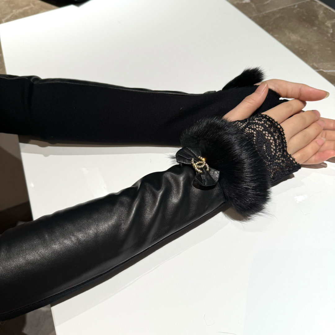 
香奈儿 CHANEL女款 爆款 露指连袖长手套 进口原版皮（一级羊皮）➕貉子毛🐰🐰 丝光内里+弹力布 