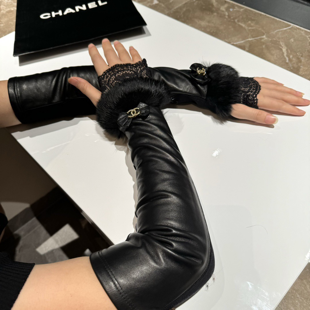 
香奈儿 CHANEL女款 爆款 露指连袖长手套 进口原版皮（一级羊皮）➕貉子毛🐰🐰 丝光内里+弹力布 