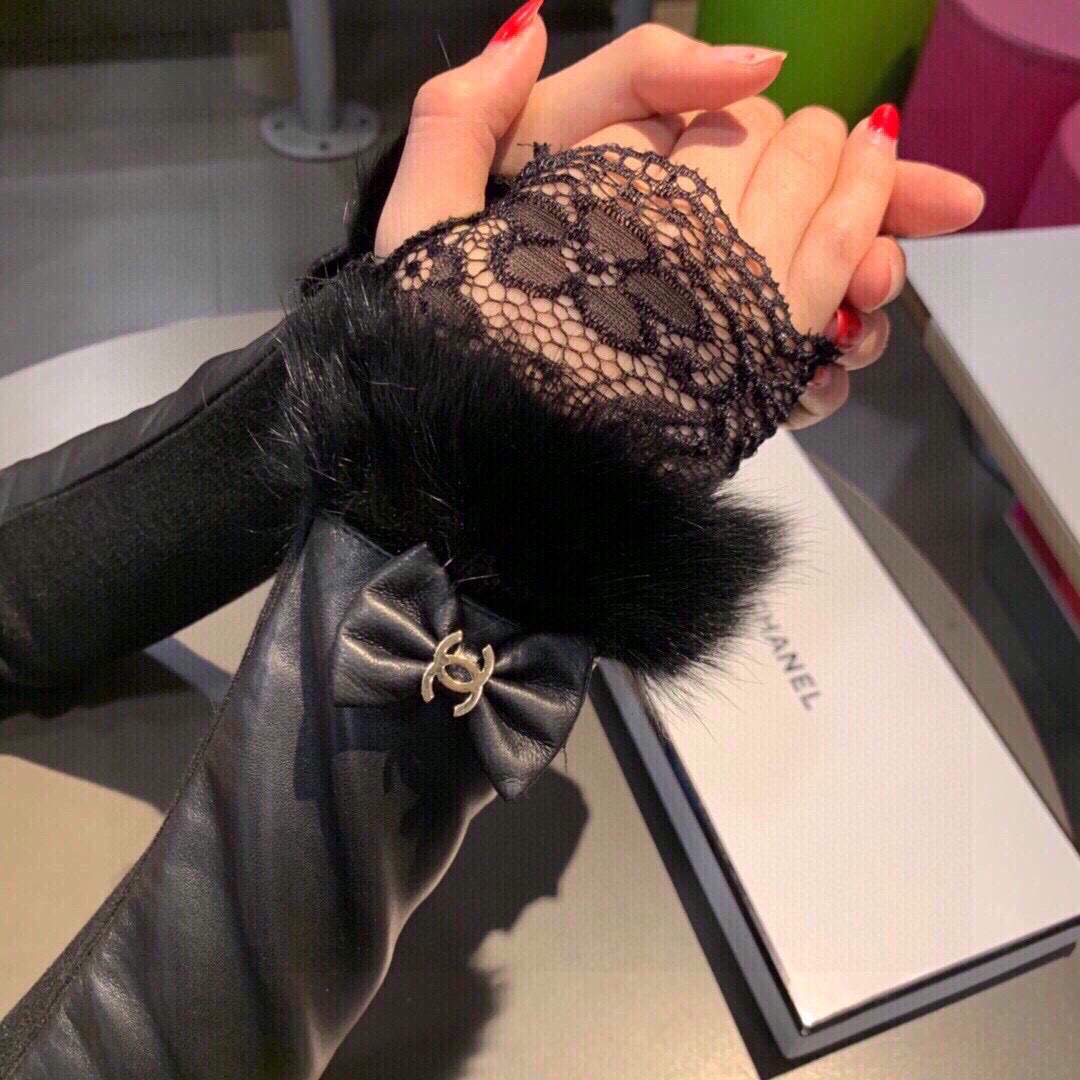 
香奈儿 CHANEL女款 爆款 露指连袖长手套 进口原版皮（一级羊皮）➕貉子毛🐰🐰 丝光内里+弹力布 