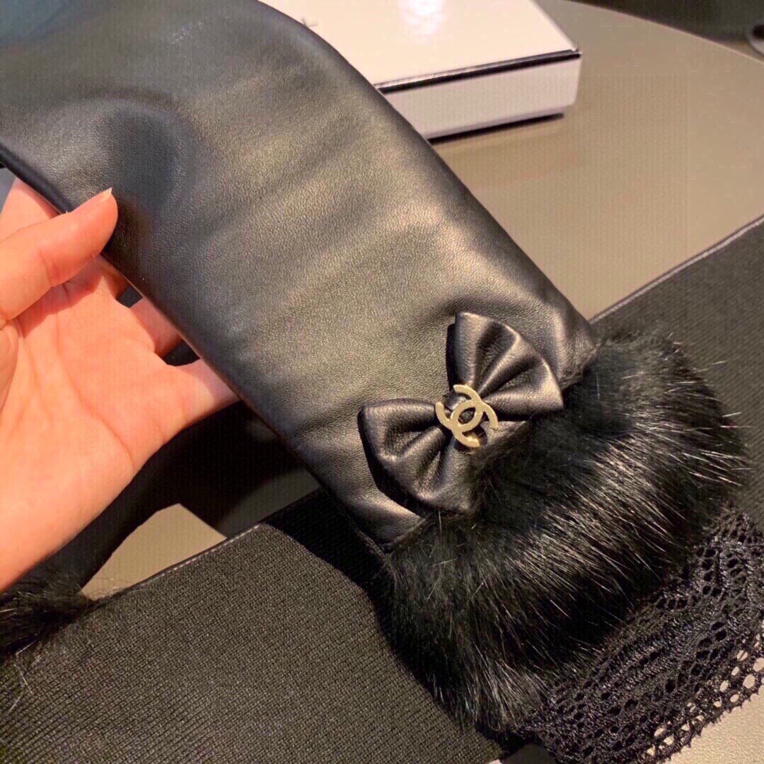 
香奈儿 CHANEL女款 爆款 露指连袖长手套 进口原版皮（一级羊皮）➕貉子毛🐰🐰 丝光内里+弹力布 