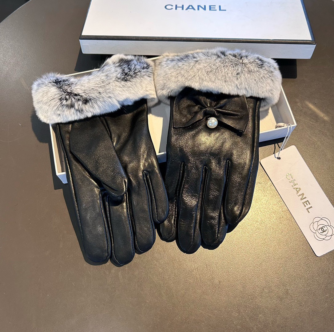 
Chanel 香奈儿2025秋冬懒兔毛羊皮手套👍值得对比🔥🔥同款不同品质，秒杀市场差产品，进口一级羊皮