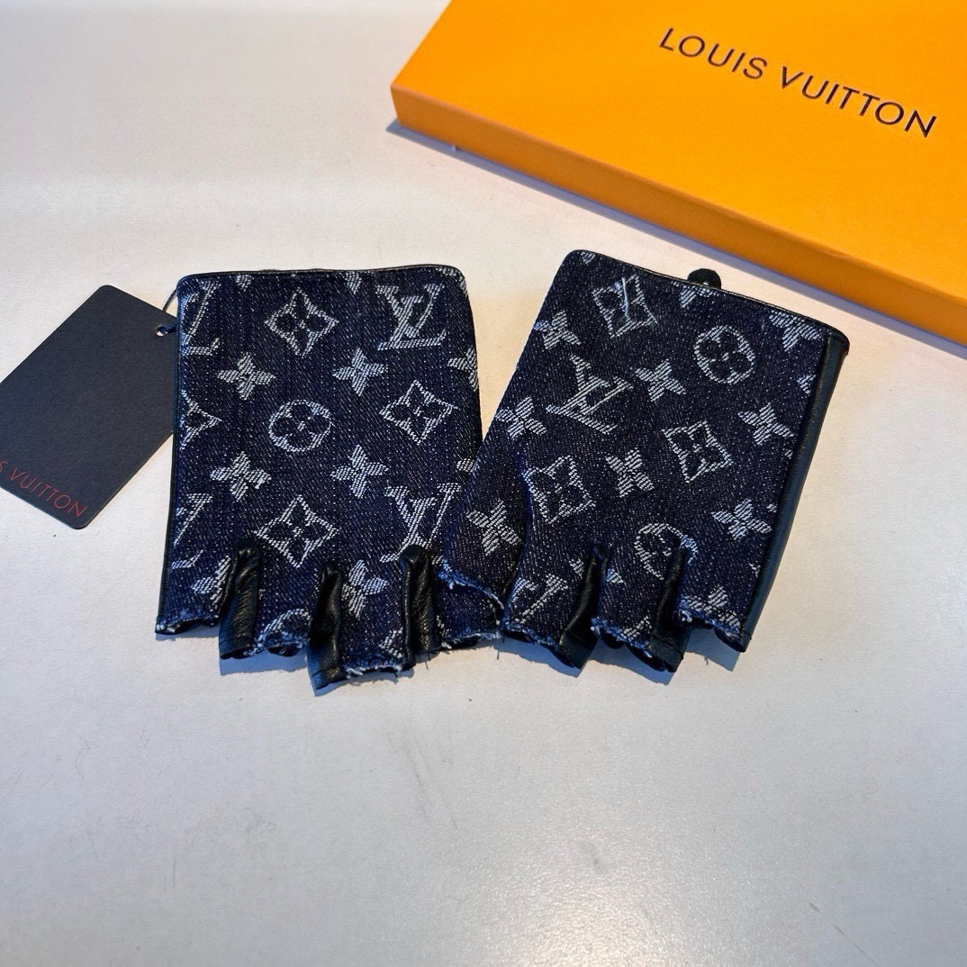 
2025🧤LV新品短款牛仔配皮手套，时尚机车🚗手套，秋冬新品布内里，时尚🌺上手超舒适柔软、百搭！集美女