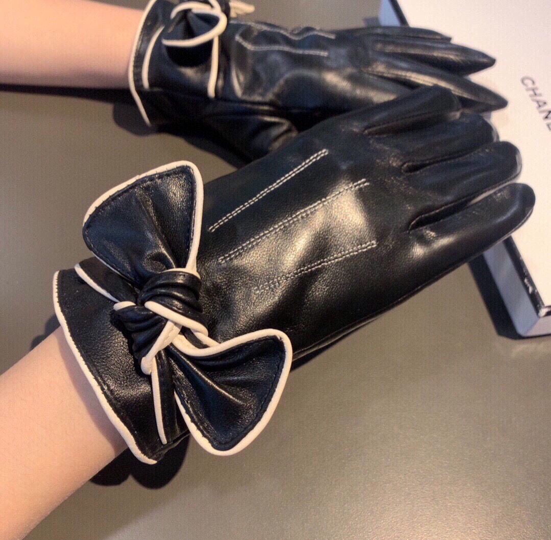 💫💫2025新款独家首发‼触屏手套 Chanel香奈儿【原单品质】官网同步女士新款高档羊皮手套🎉🎉女神首