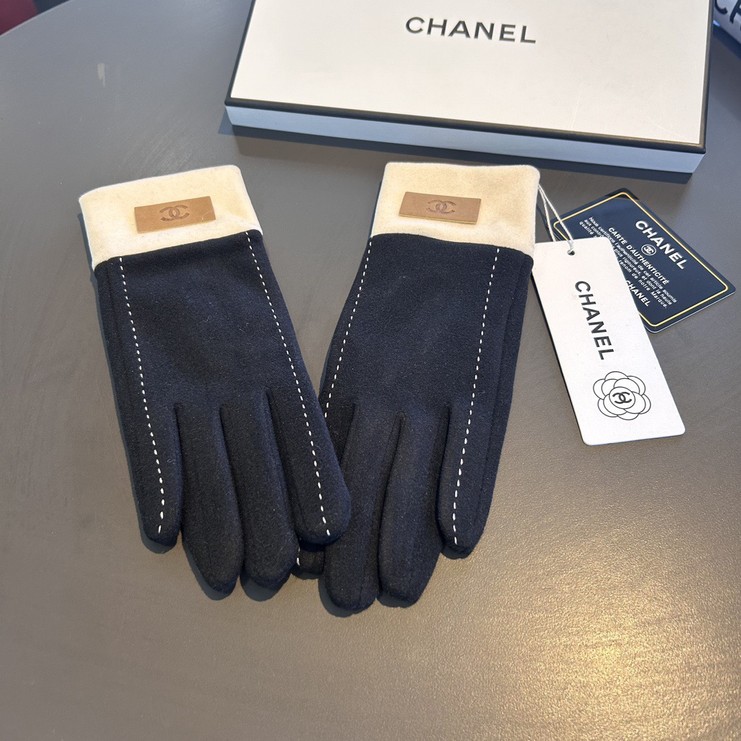 2025新款Chanel香奈儿专柜新品羊毛手套，时尚手套，秋冬保暖加绒内里，上手超舒适柔软、百搭！均码