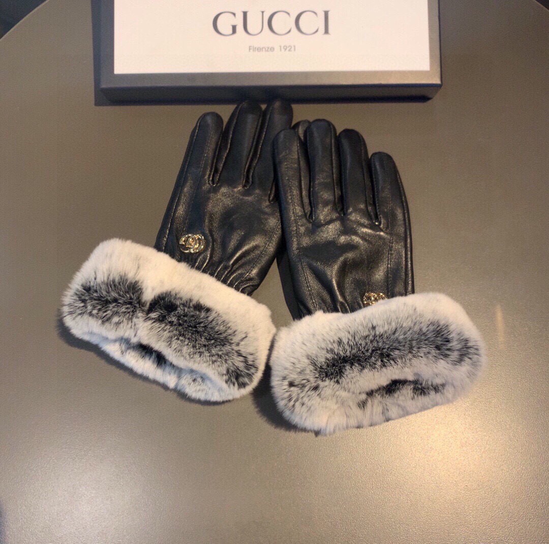 GUCCI古奇2025秋冬懒兔毛触屏手套👍女神集美们必备✈️单品，值得对比。。同款不同品质，秒杀市场差产