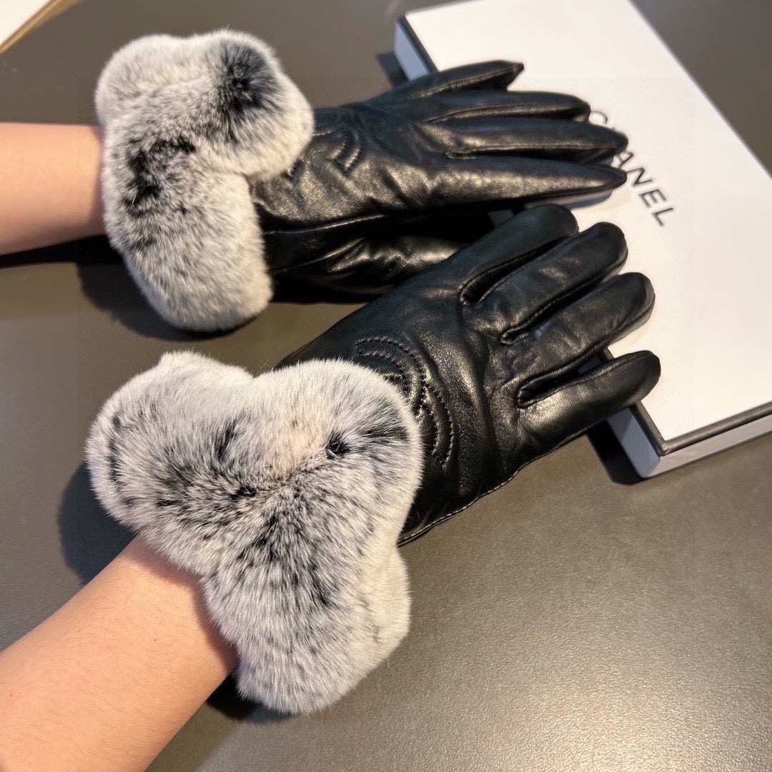 Chanel 香奈儿2025秋冬懒兔毛羊皮手套👍值得对比。。同款不同品质，秒杀市场差产品，进口一级羊皮➕