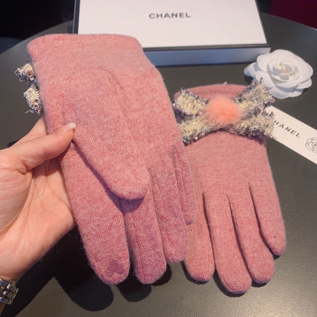 👏👏Chanel香奈儿专柜新品羊毛手套，时尚手套，秋冬保暖加绒内里，超嗲蝴蝶结🎀，上手超舒适柔软、百搭！