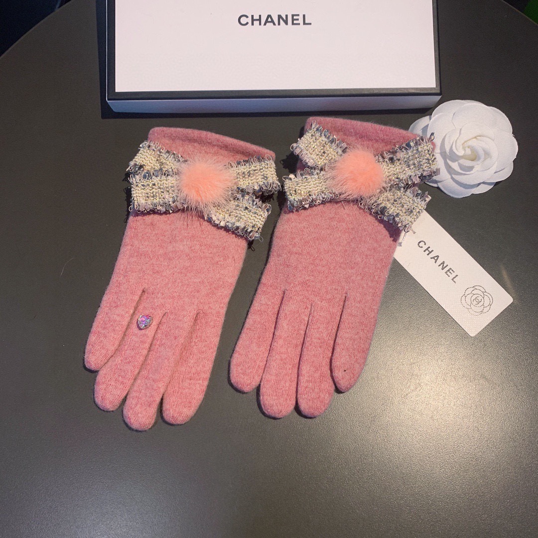 👏👏Chanel香奈儿专柜新品羊毛手套，时尚手套，秋冬保暖加绒内里，超嗲蝴蝶结🎀，上手超舒适柔软、百搭！
