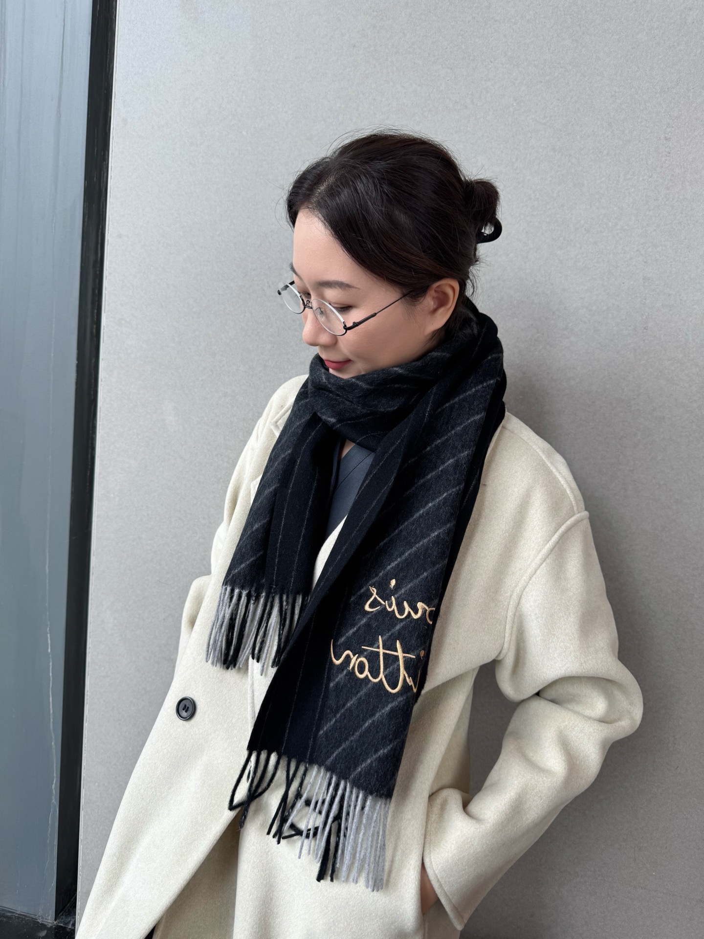 Louis Vuitton Lv羊绒围巾送给 重磅上新 渠道 硬货～出口意大利 客供面料100%羊绒 手感软糯