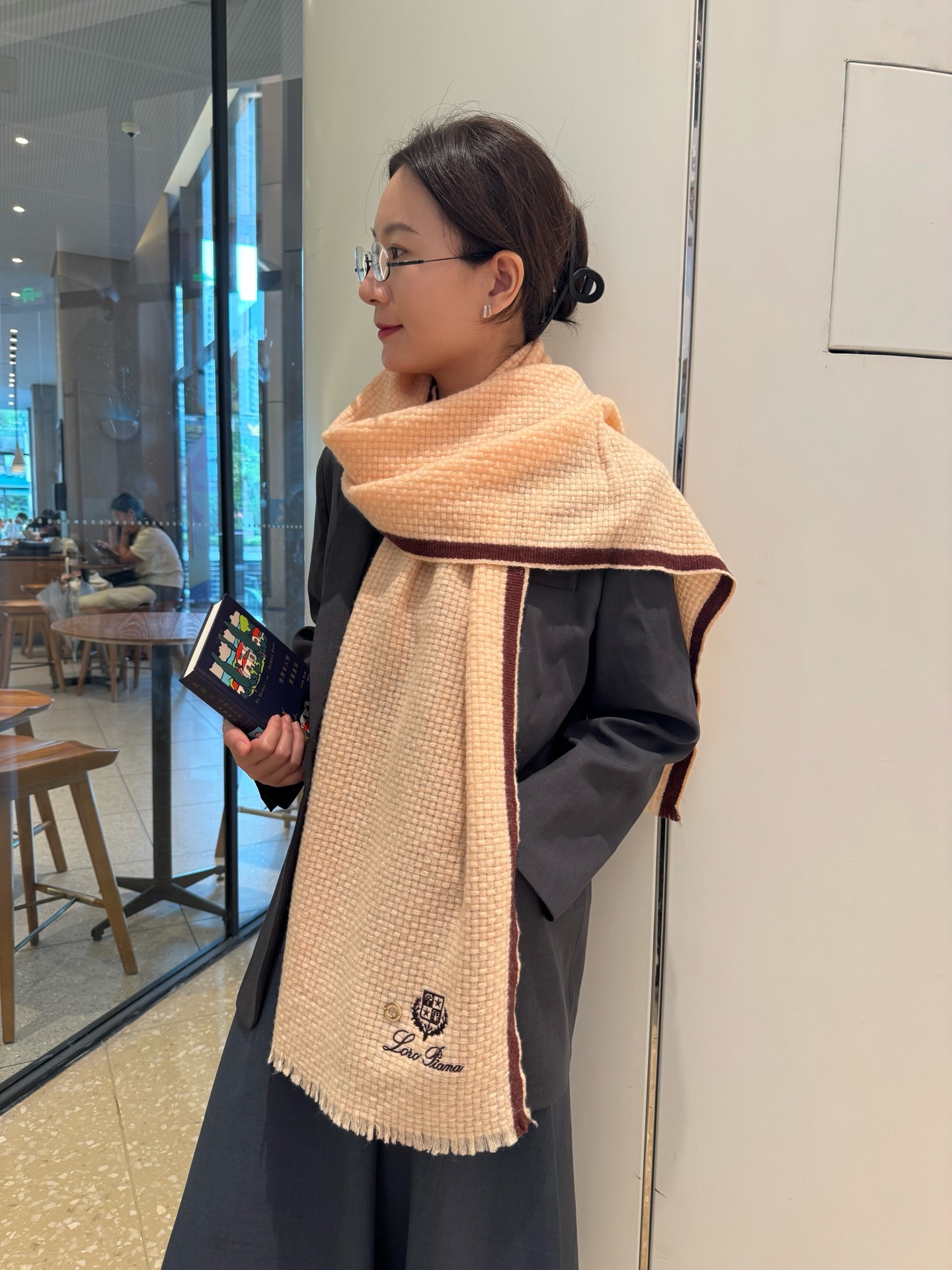 Loro Piana Loro Piana · 诺悠翩雅 【 发售 贸易公司尾单 山羊绒编织围巾】送人自留都太高大上了 重磅上新