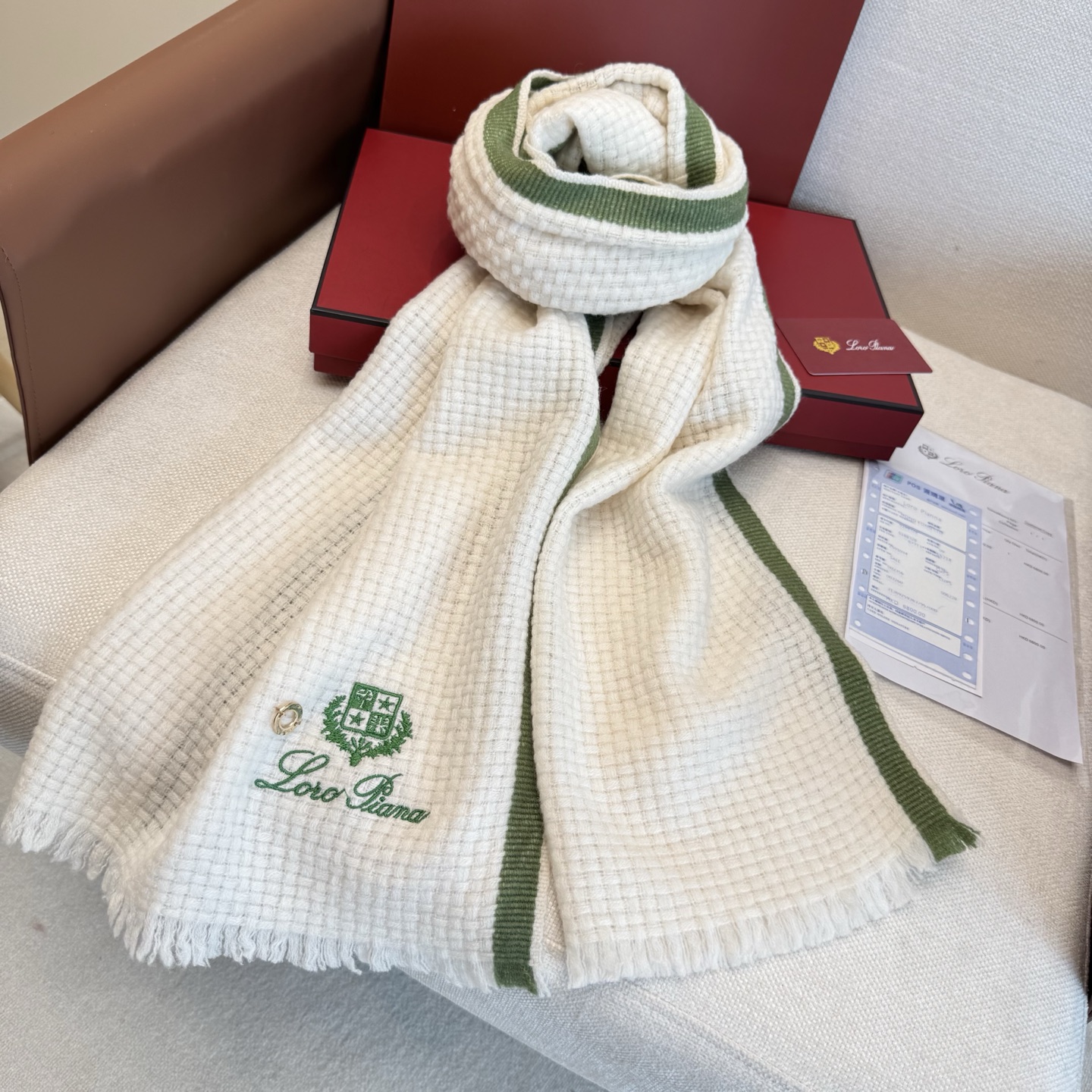 Loro Piana Loro Piana · 诺悠翩雅 【 发售 贸易公司尾单 山羊绒编织围巾】送人自留都太高大上了 重磅上新