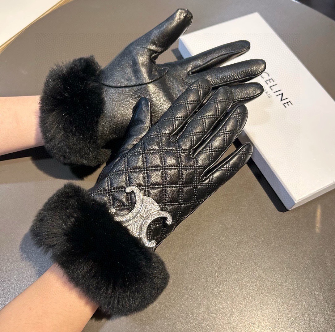 NO:602261,Batch Celine 2025 Autumn and Winter Lazy Rabbit Sheepskin Gloves for Mobile Phones Touch Screen, Worth Comparing Different Quality of the Same Model, Quickly Killing Poor Products in the Market, Imported First-Class Sheepskin Lazy Rabbit Fur Lined with Velvet, Classic and Timeless Style. If you like it, you can buy it, this quality can be used next year after using it this year [Happy][Happy][Happy] Size ML gloves, gloves, celine, sheepskin, gloves19860909批 赛琳2025秋冬懒兔毛羊皮手套手机触屏,值得对比同款不同品质,秒杀市场差产品,进口一级羊皮懒兔毛内里加绒 经典不过时款.喜欢可以入手了,这种品质的今年用了明年还能用 [愉快][愉快][愉快]码数ML手套,手套,celine,sheepskin,gloves,accessory