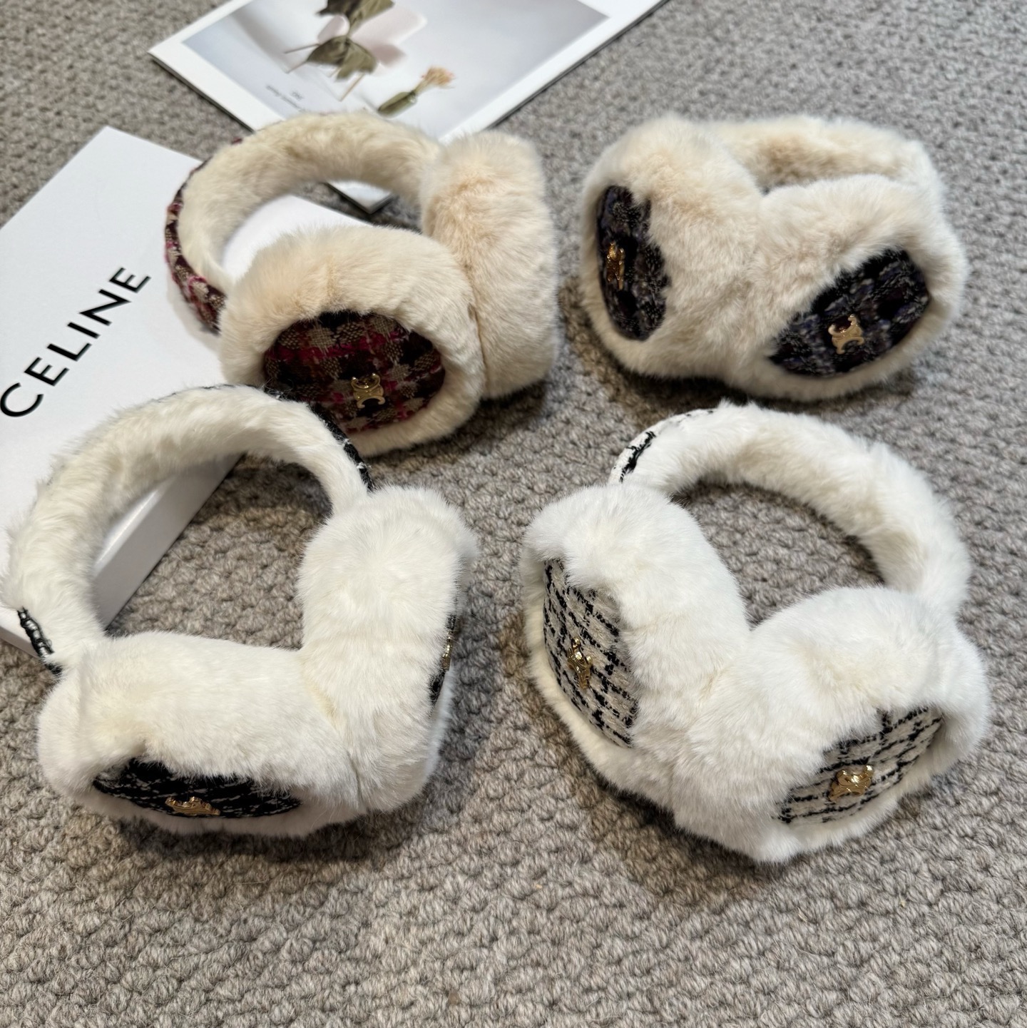 P155🌈疯狂打call值得拥有💫
💕人间白富美,网红明星同款赛琳滑雪耳罩，日常保暖☺出行必备✈️
滑雪日常凹造型简直太赞了
保暖打气物件
高颜值 自留黑白色🤣🤣🤣🤣
可以戴一辈子不过时的经典单品👏
☃️❄️💫