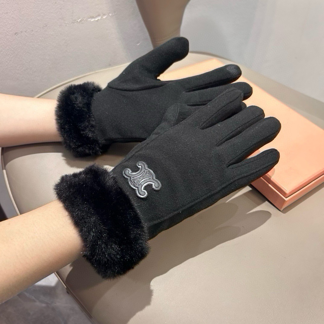 赛琳专柜新品羊毛手套，。时尚手套，秋冬保暖加绒内里，上手超舒适柔软、百搭！均码
