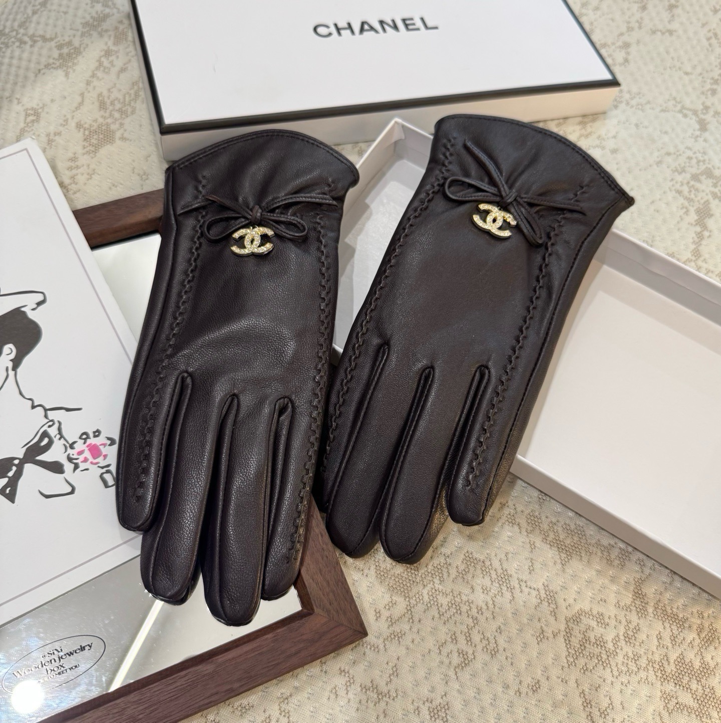2026新款独家首发‼触屏手套 Chanel香奈儿【原单品质】官网同步女士新款高档羊皮手套🎉🎉女神首选 不可错过💁💁百分