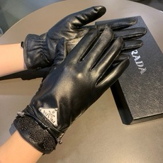 2026新款独家首发‼触屏手套 普拉达波浪花🌸边手套【原单品质】官网同步女士新款高档羊皮手套🎉🎉女神首选 不可错过💁💁百 2026新款独家首发‼触屏手套 普拉达波浪花🌸边手套【原单品质】官网同步女士新款高档羊皮手套🎉🎉女神首选 不可错过💁💁百