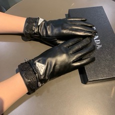 2026新款独家首发‼触屏手套 普拉达波浪花🌸边手套【原单品质】官网同步女士新款高档羊皮手套🎉🎉女神首选 不可错过💁💁百 2026新款独家首发‼触屏手套 普拉达波浪花🌸边手套【原单品质】官网同步女士新款高档羊皮手套🎉🎉女神首选 不可错过💁💁百