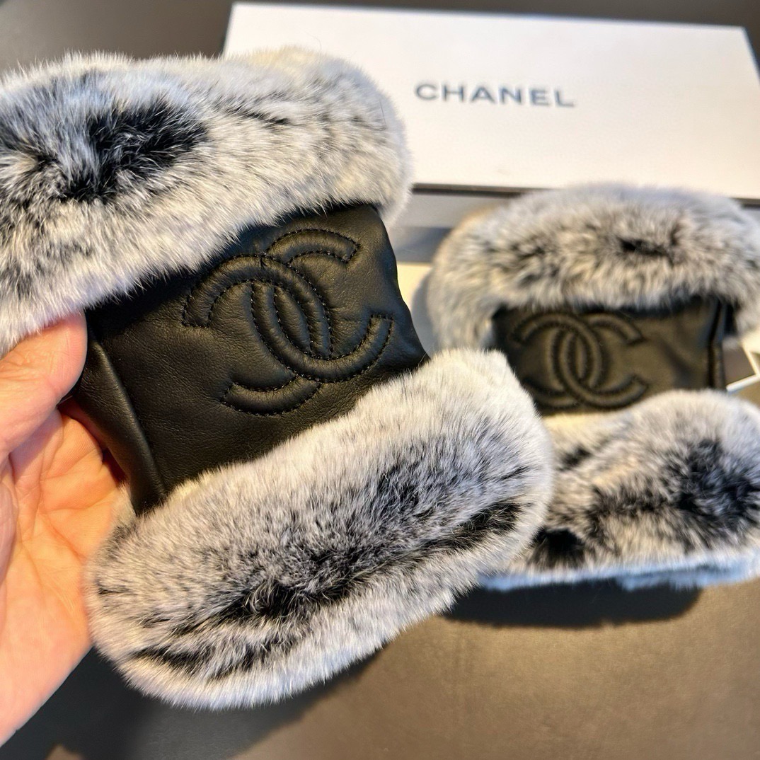 Chanel 香奈儿2026秋冬懒兔毛羊皮手套👍手机触屏，值得对比。同款不同品质，秒杀市场差产品，进口一级羊皮➕懒兔毛内