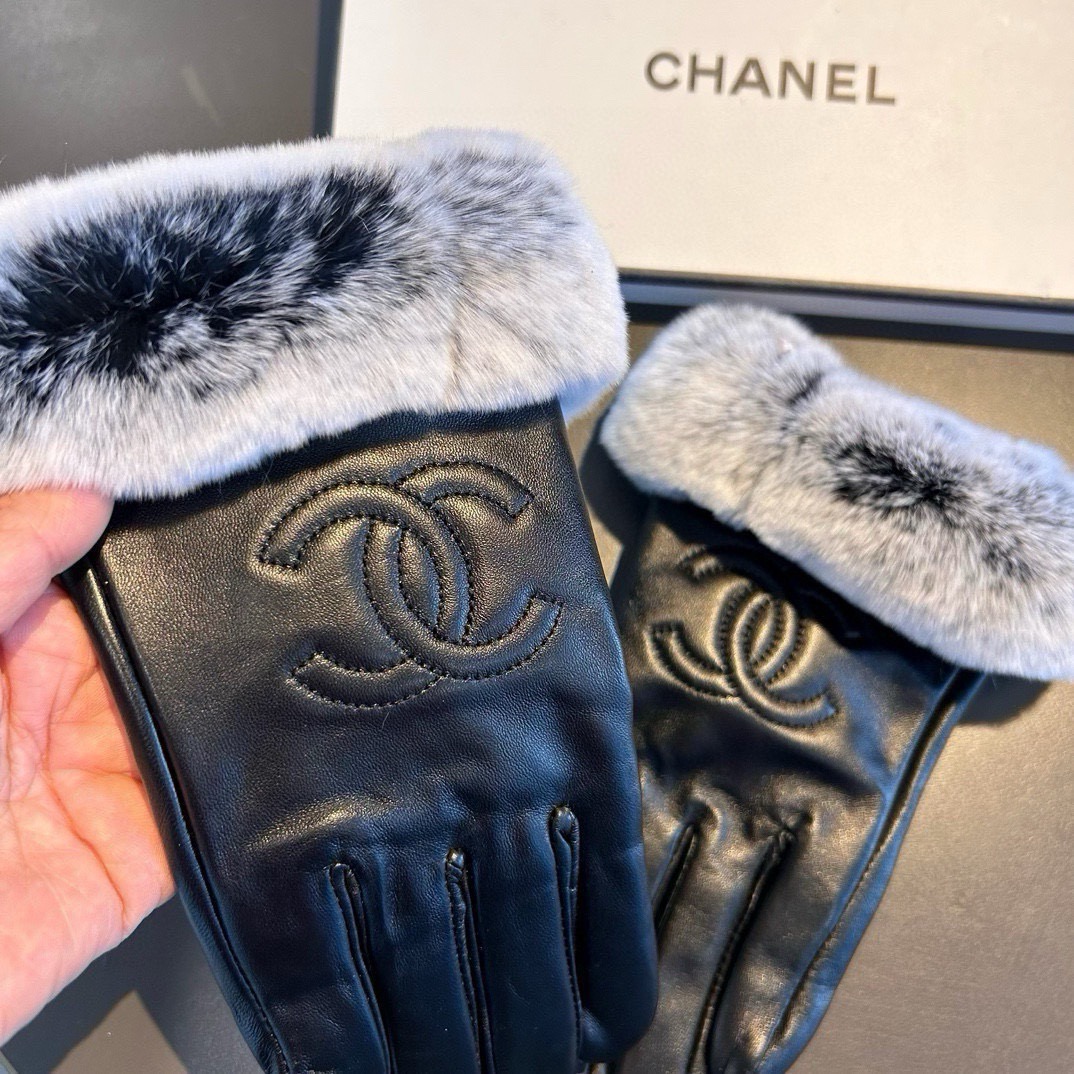 Chanel 香奈儿2026秋冬懒兔毛羊皮手套👍手机触屏，值得对比。同款不同品质，秒杀市场差产品，进口一级羊皮➕懒兔毛内