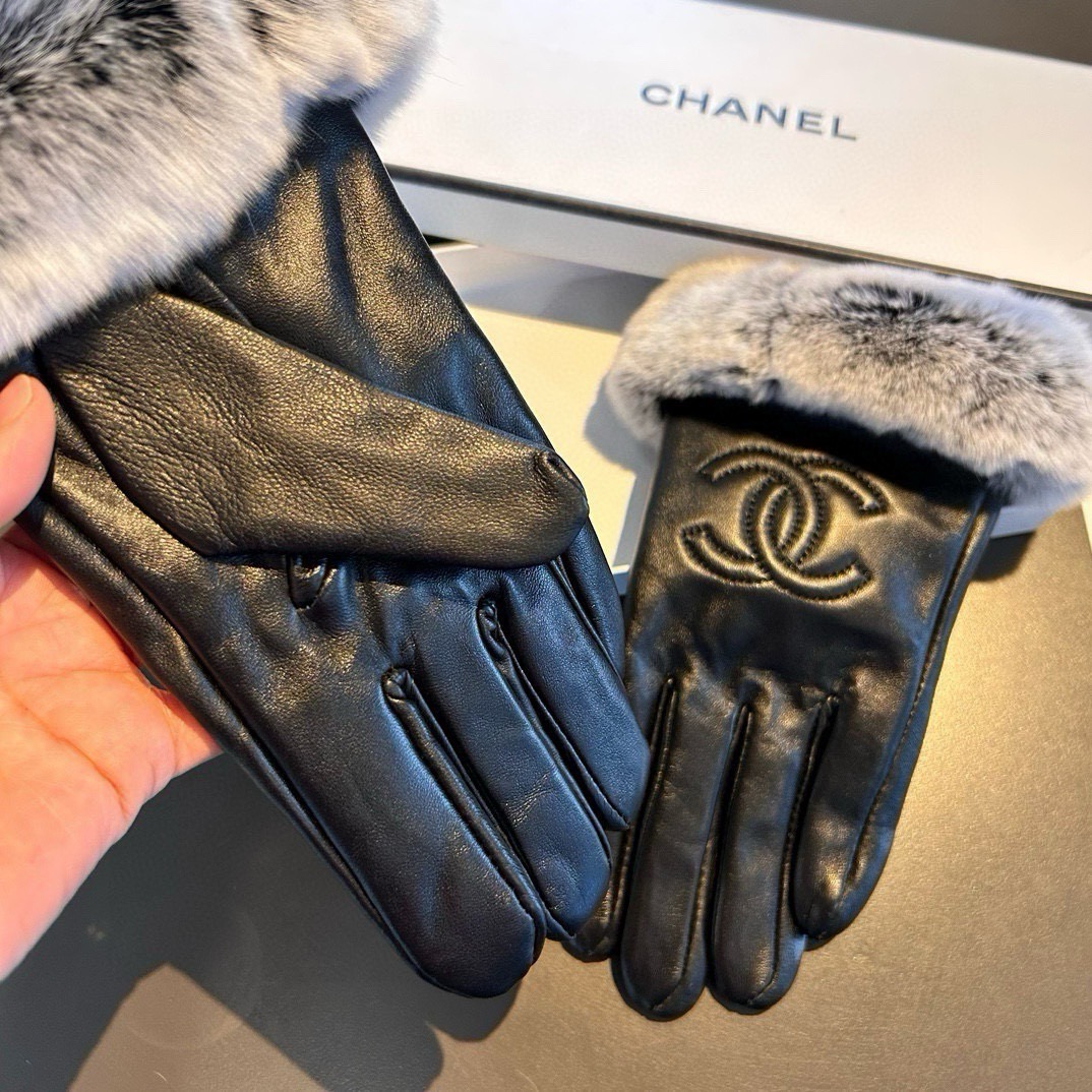 Chanel 香奈儿2026秋冬懒兔毛羊皮手套👍手机触屏，值得对比。同款不同品质，秒杀市场差产品，进口一级羊皮➕懒兔毛内