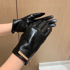 👏👏 2026新款独家首发‼️触屏手套 Gucci古奇新款U口蝴蝶结高档羊皮手套🎉🎉女神集美们首选 不可错过💁💁百分百选 👏👏 2026新款独家首发‼️触屏手套 Gucci古奇新款U口蝴蝶结高档羊皮手套🎉🎉女神集美们首选 不可错过💁💁百分百选