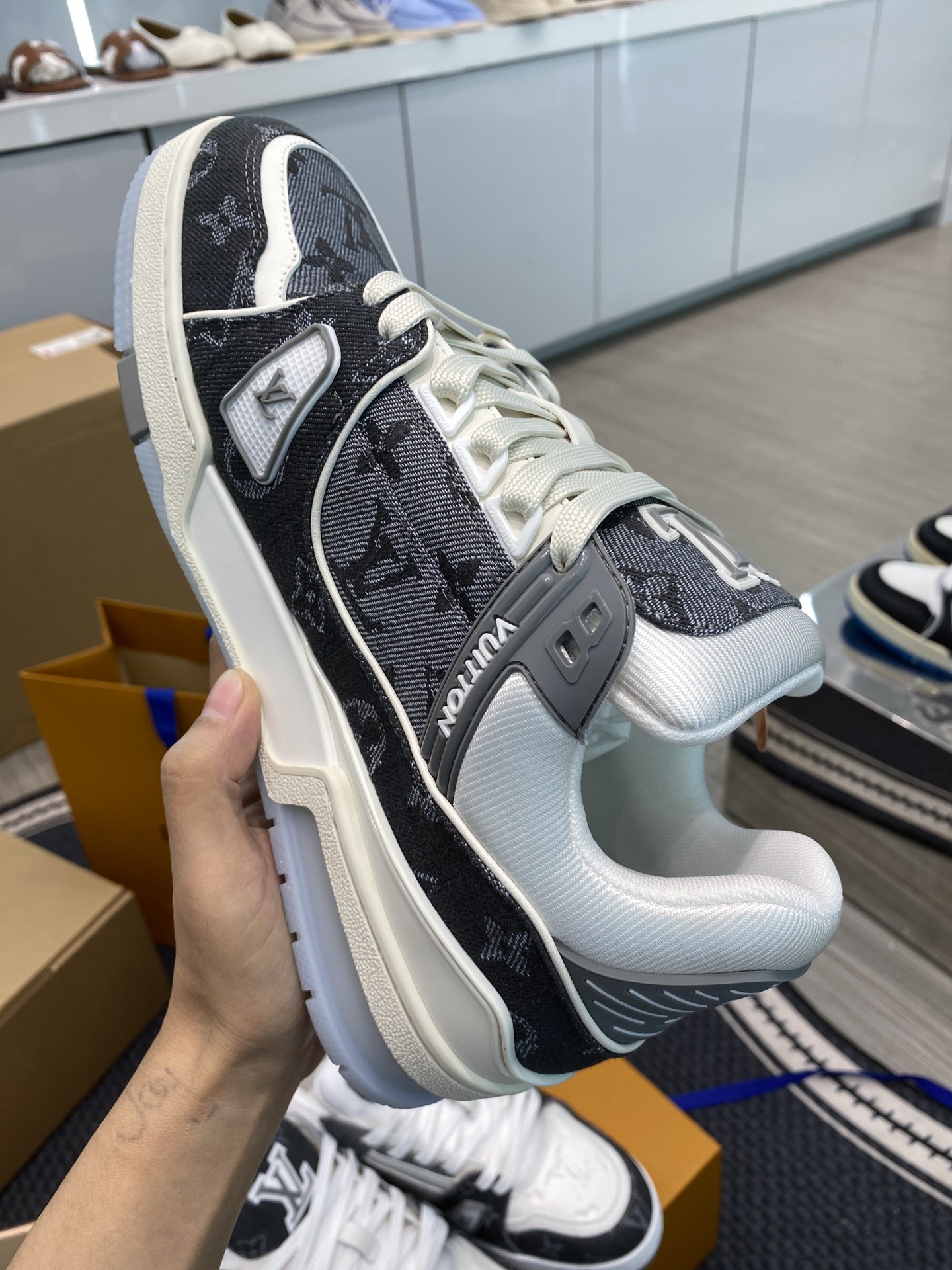 迪奥 Dior 高定典藏名品高定成衣时装外套连衣裙衬衫T恤 #A84B1771 9