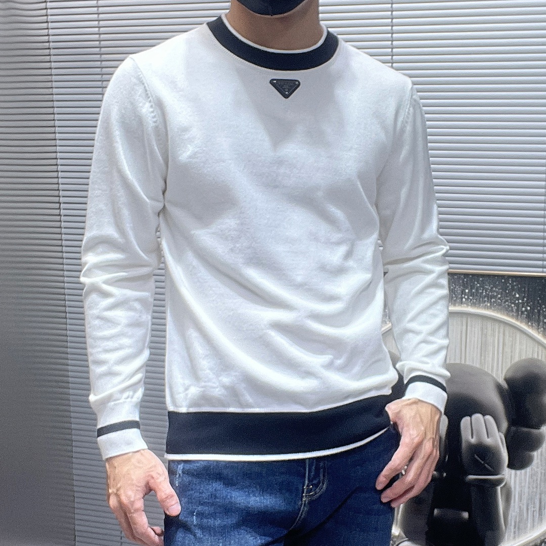   普拉达  Prada  ss秋冬新款 羊毛混纺 圆领 长袖 毛衣 羊毛衫 打底衫，高端版本！专柜定制