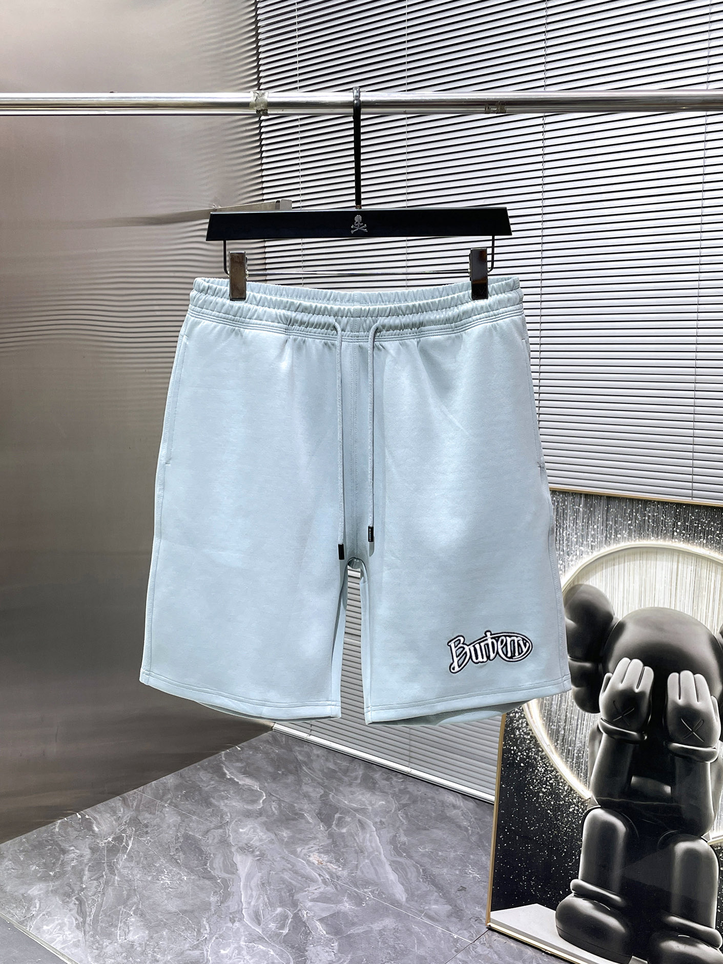 P105 Burberry 2026 primavera y verano nuevos pantalones y pantalones cortos casuales, ¡versión de alta gama! Los tejido…