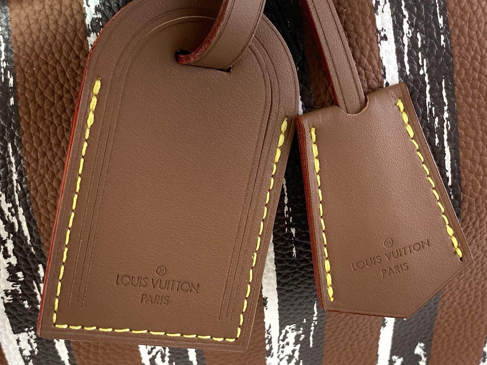 【SPEEDY BANDOULIÈRE30 手袋 】M14064咖啡(条纹)本款 Speedy Band