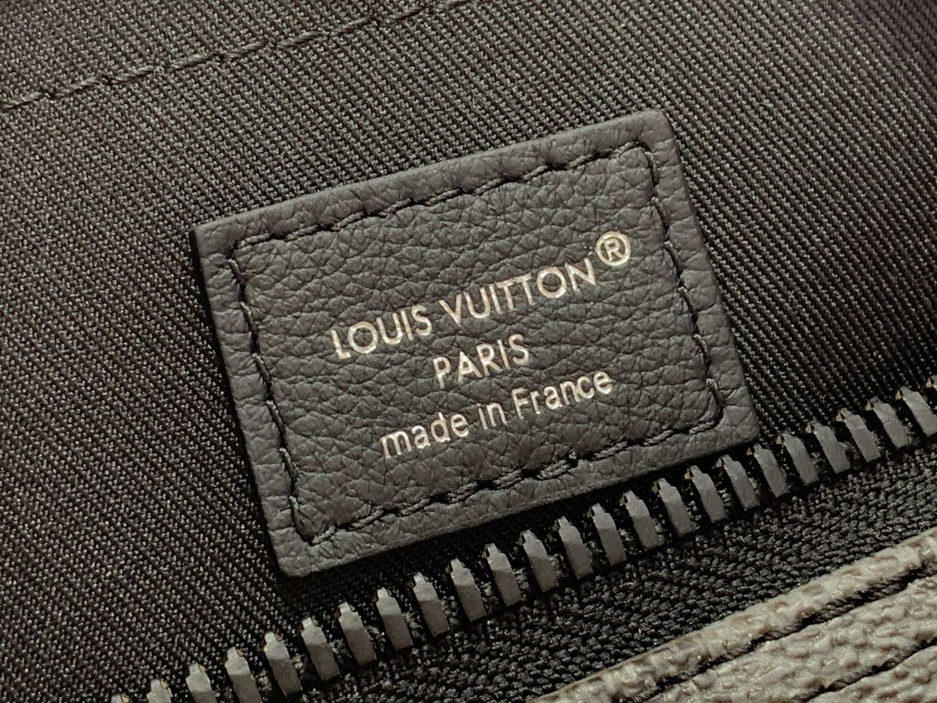 LV Style Black Canvas Travel Bag Bags Travel Bag detail image 8 from source 738375