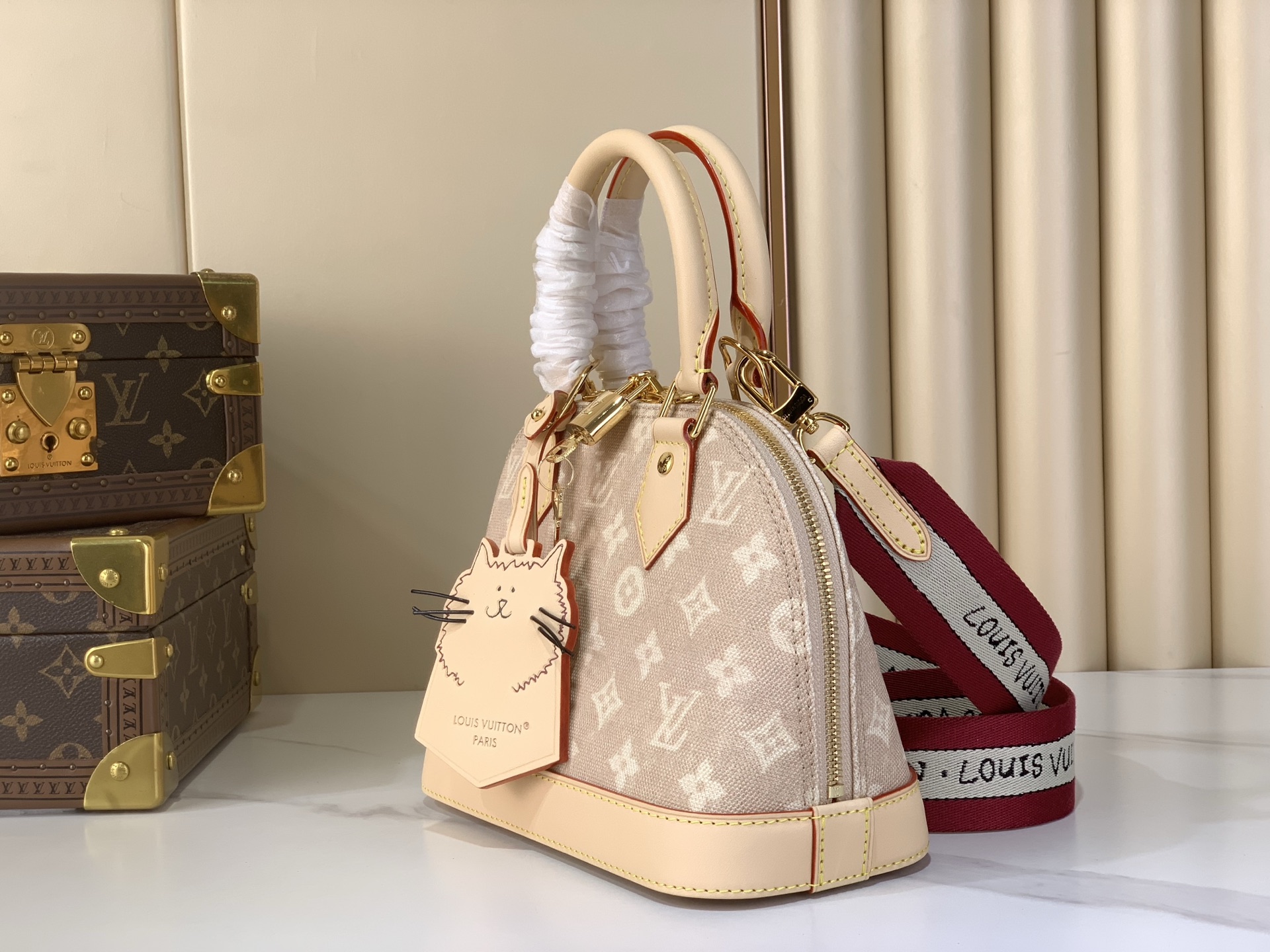 LV Style Beige Leather Top Handle Bag Lookbook Reference image 2