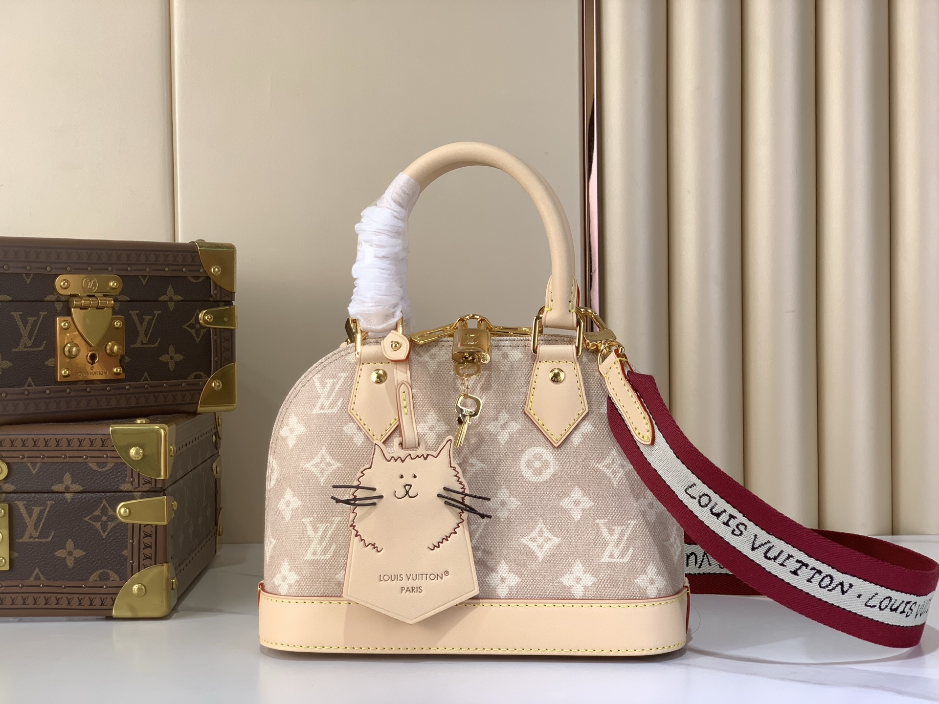 LV Style Beige Leather Top Handle Bag Lookbook Reference image 1