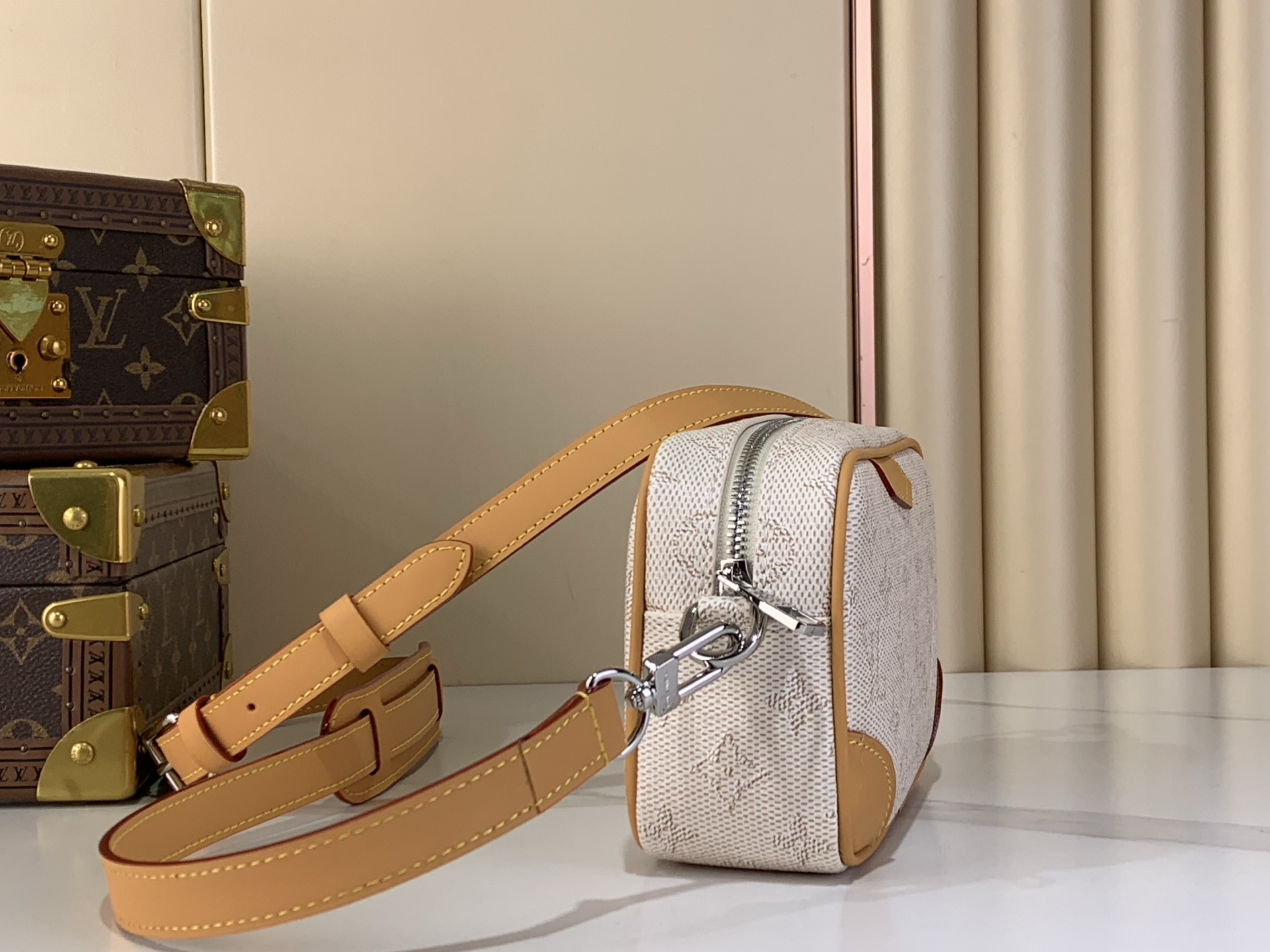 LV Style White Leather Top Handle Bag Lookbook Reference image 2