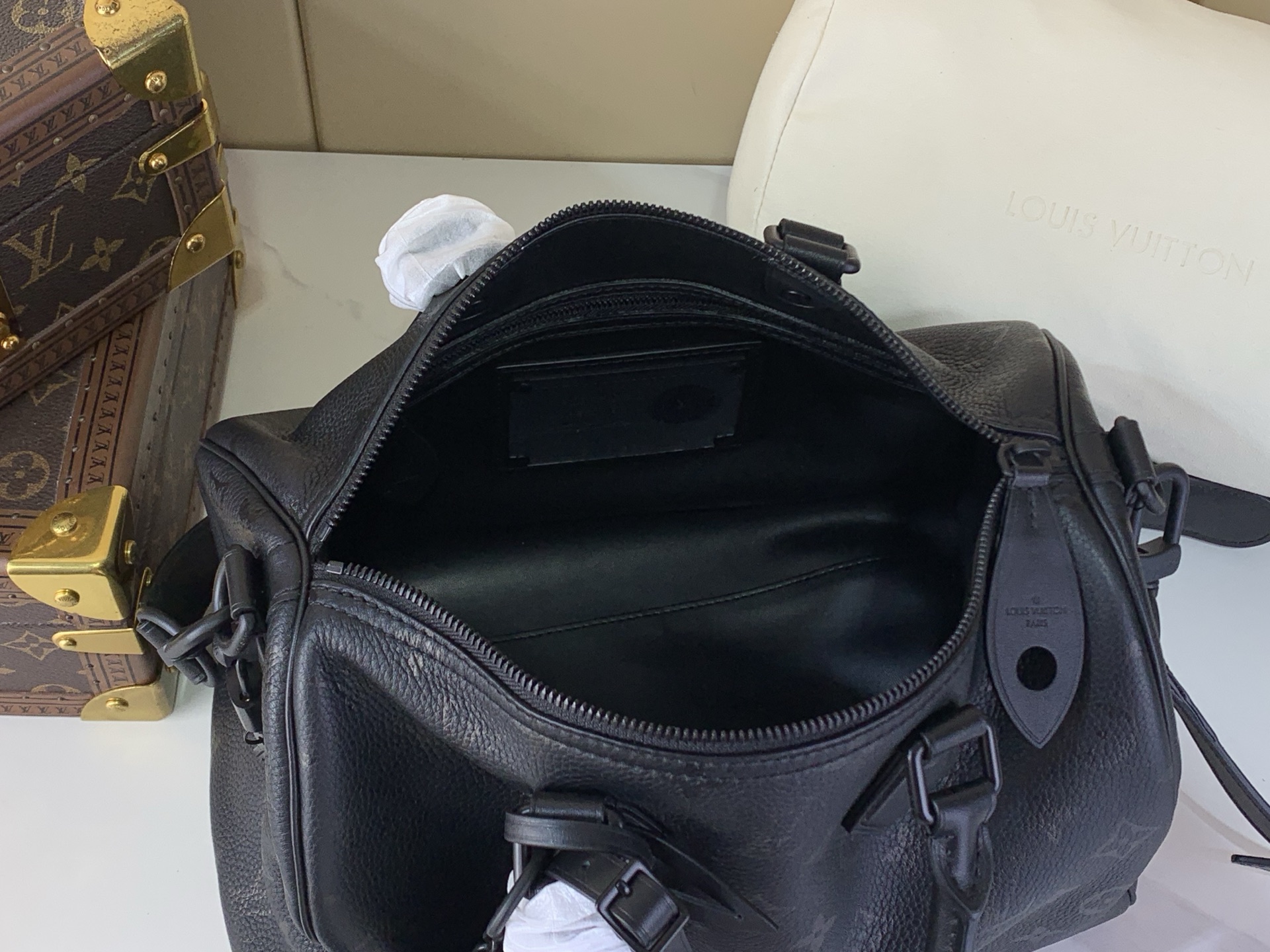 LV Style Black Leather Top Handle Bag style reference detail image 8 from source 759895