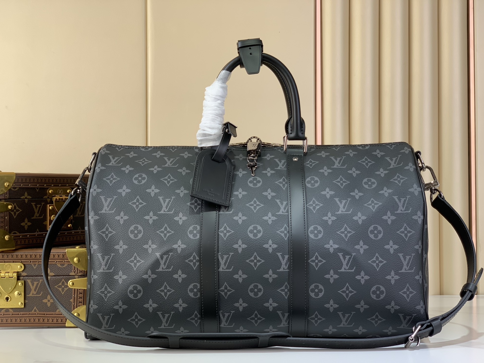 LV Style Beige Leather Travel Bag Lookbook Reference image 1