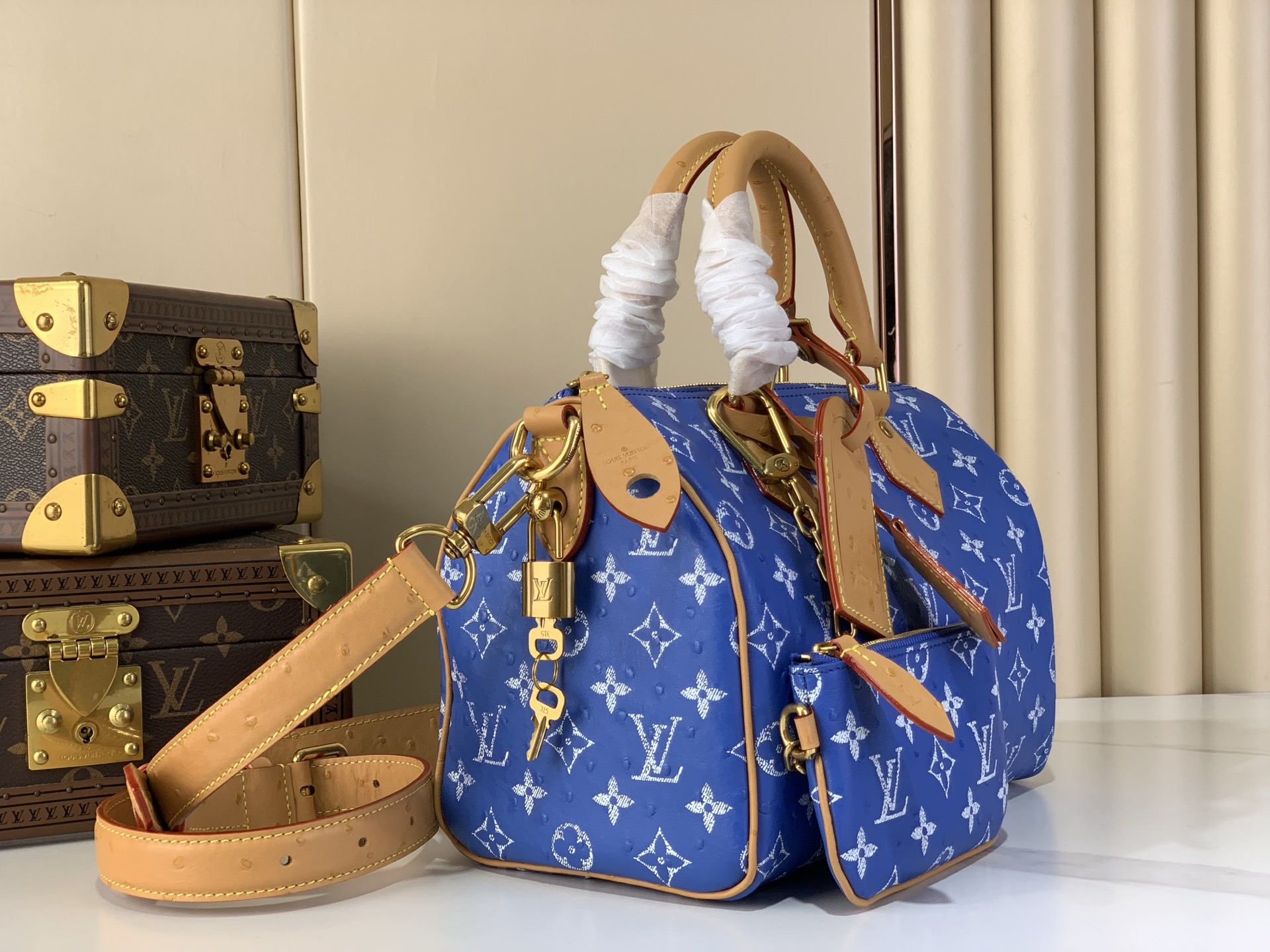 LV Style Beige Leather Top Handle Bag Lookbook Reference image 2
