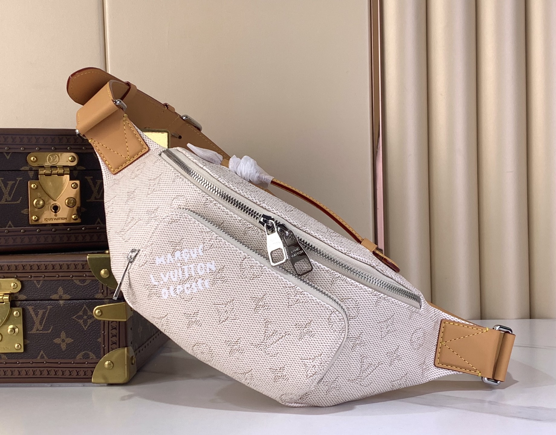LV Style White Leather Crossbody Bag Lookbook Reference image 1