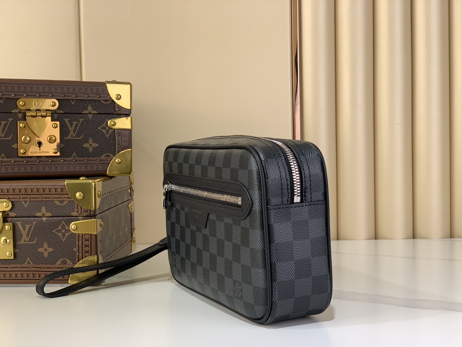 LV Style Beige Leather Clutch Lookbook Reference image 2