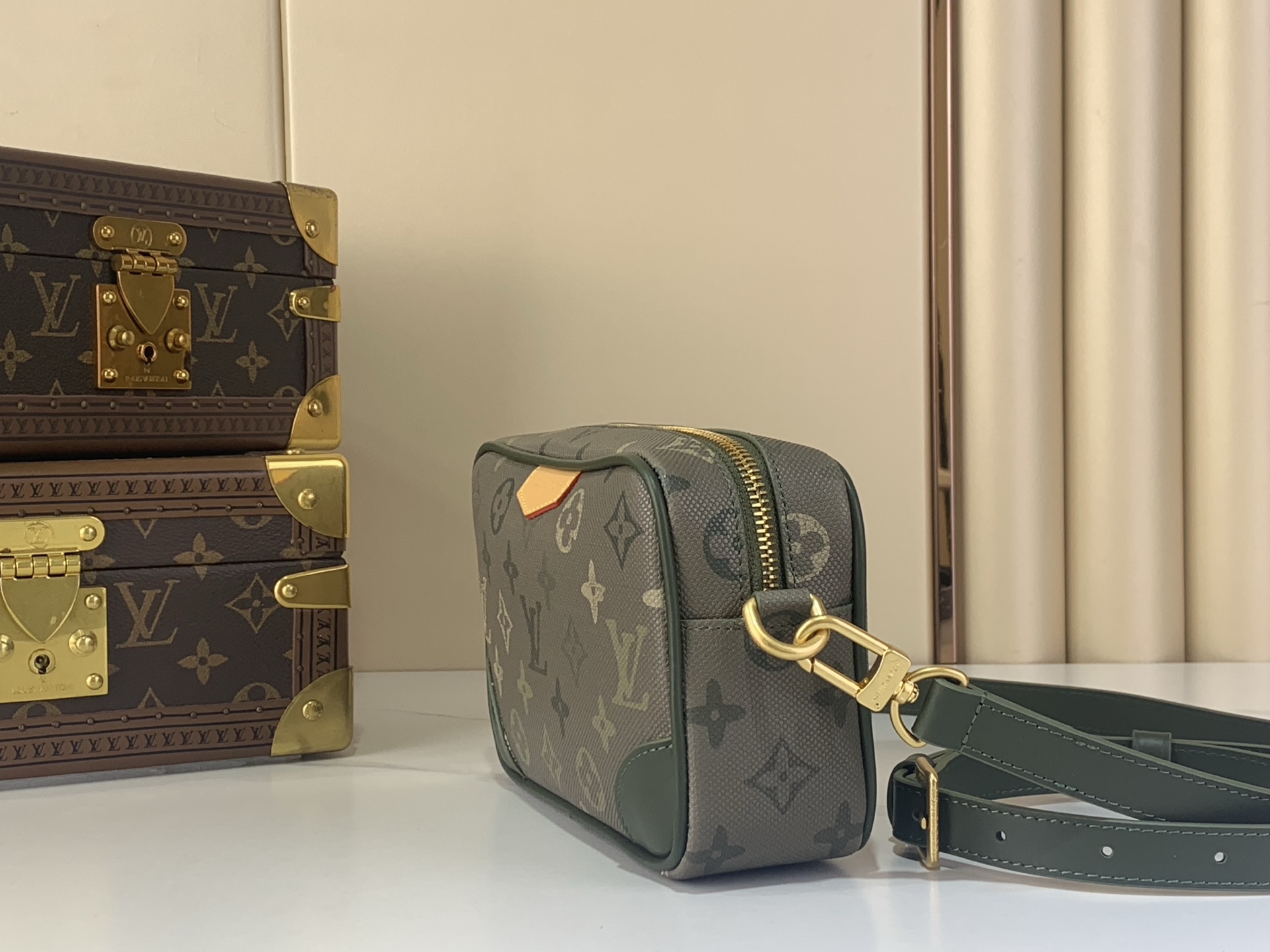 LV Style Beige Leather Top Handle Bag Lookbook Reference image 2