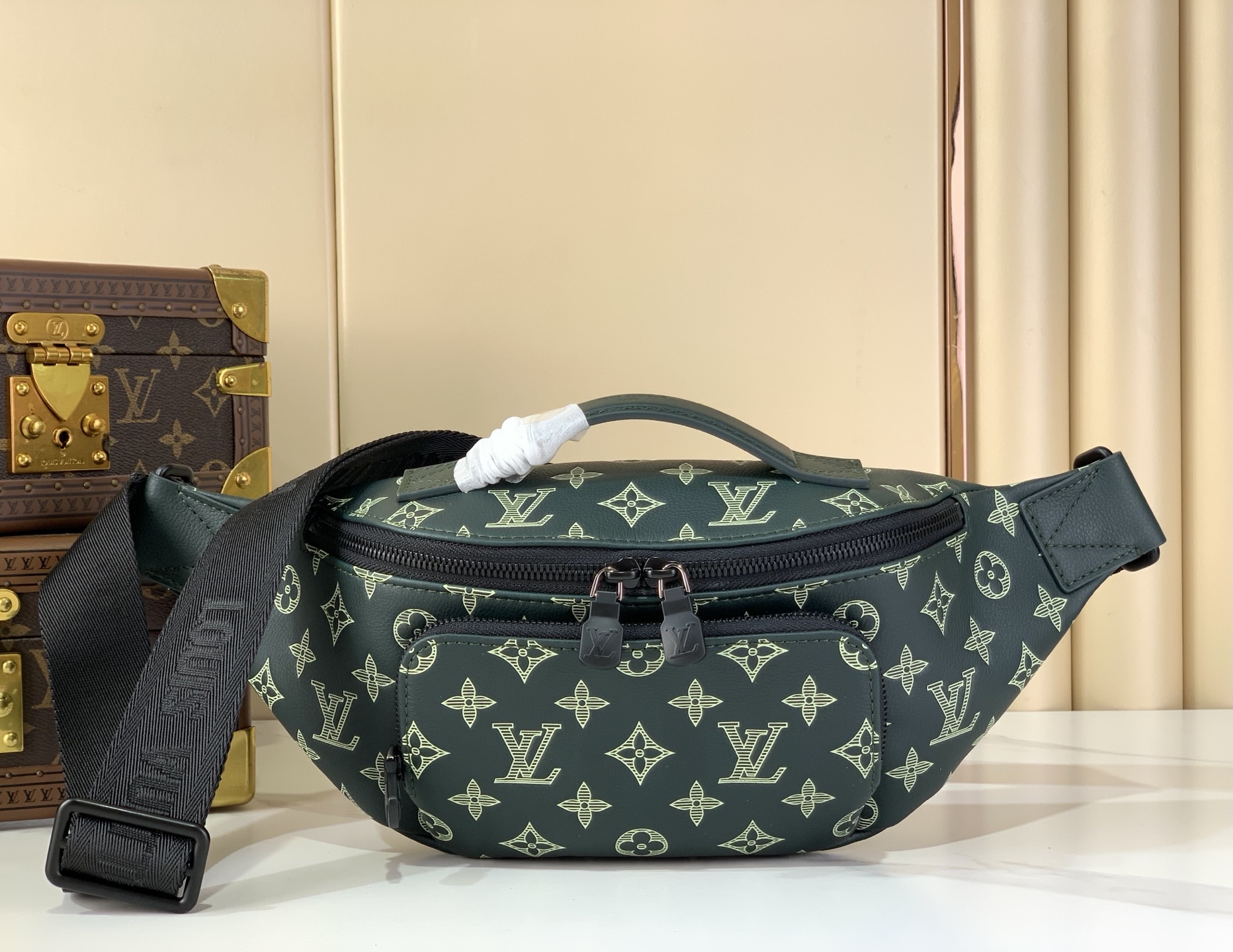 LV Style Beige Leather Crossbody Bag Lookbook Reference image 1
