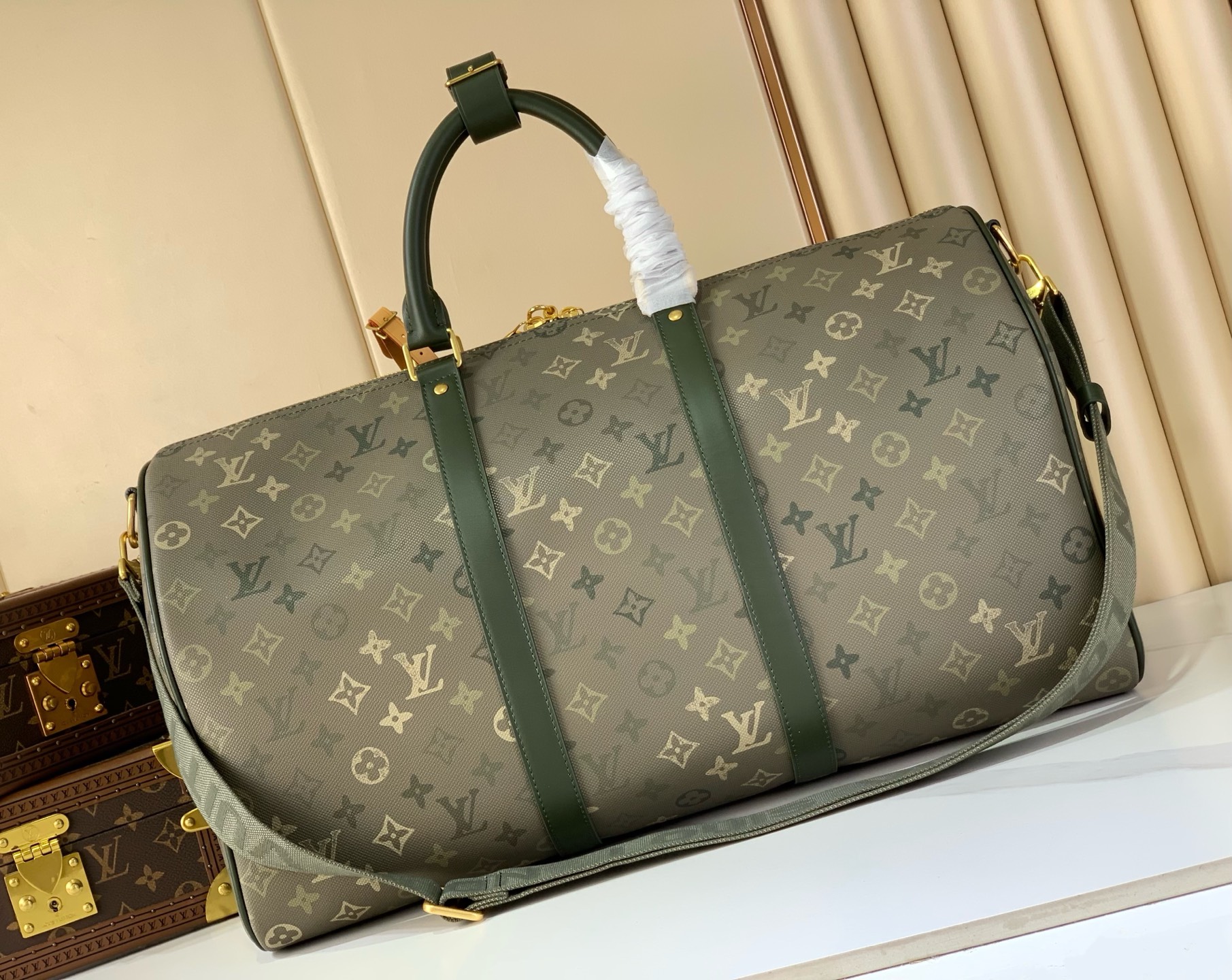 LV Style Beige Leather Travel Bag Bags Travel Bag detail image 3 from source 759909