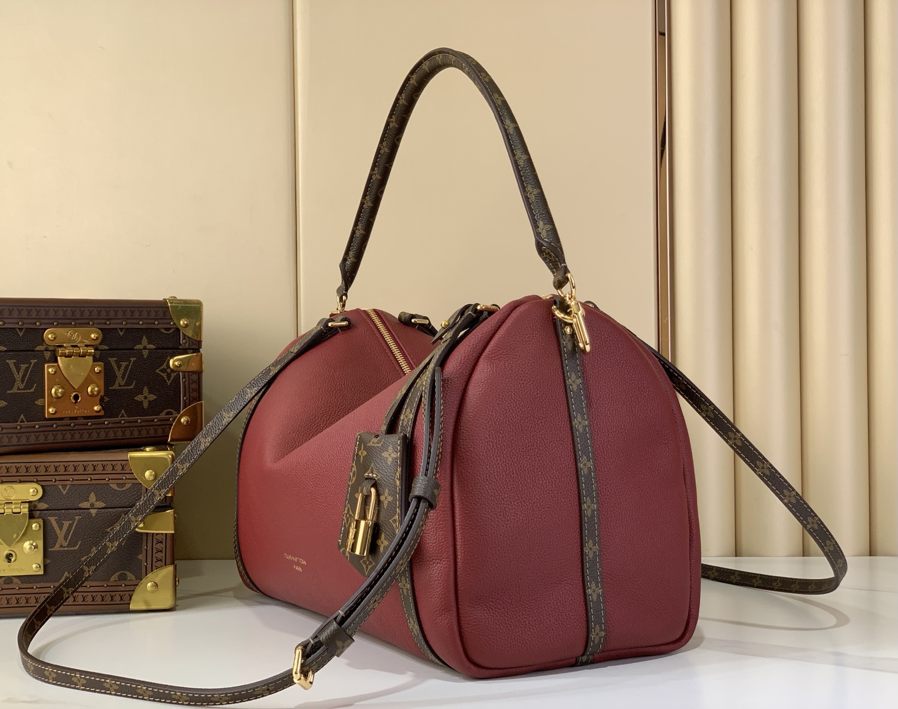 LV Style Black Leather Top Handle Bag Lookbook Reference image 2