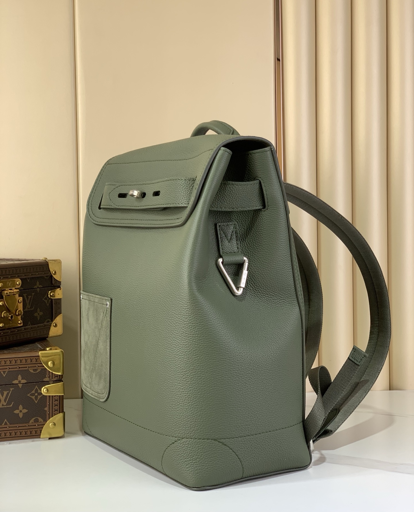 LV Style Beige Leather Backpack Bags Backpack detail image 3 from source 759922