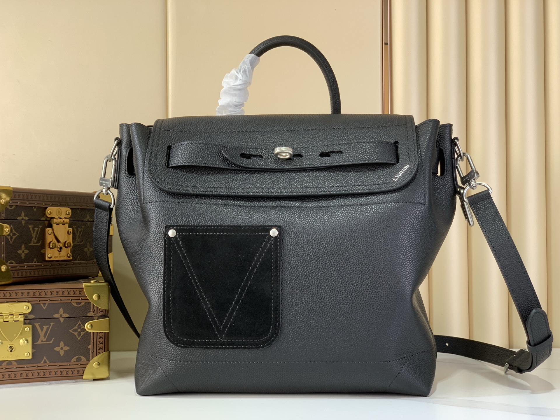 LV Style Black Leather Top Handle Bag style reference detail image 1 from source 760058