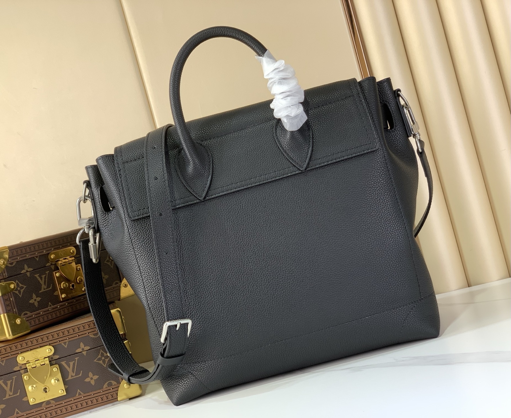 LV Style Black Leather Top Handle Bag style reference detail image 3 from source 760058