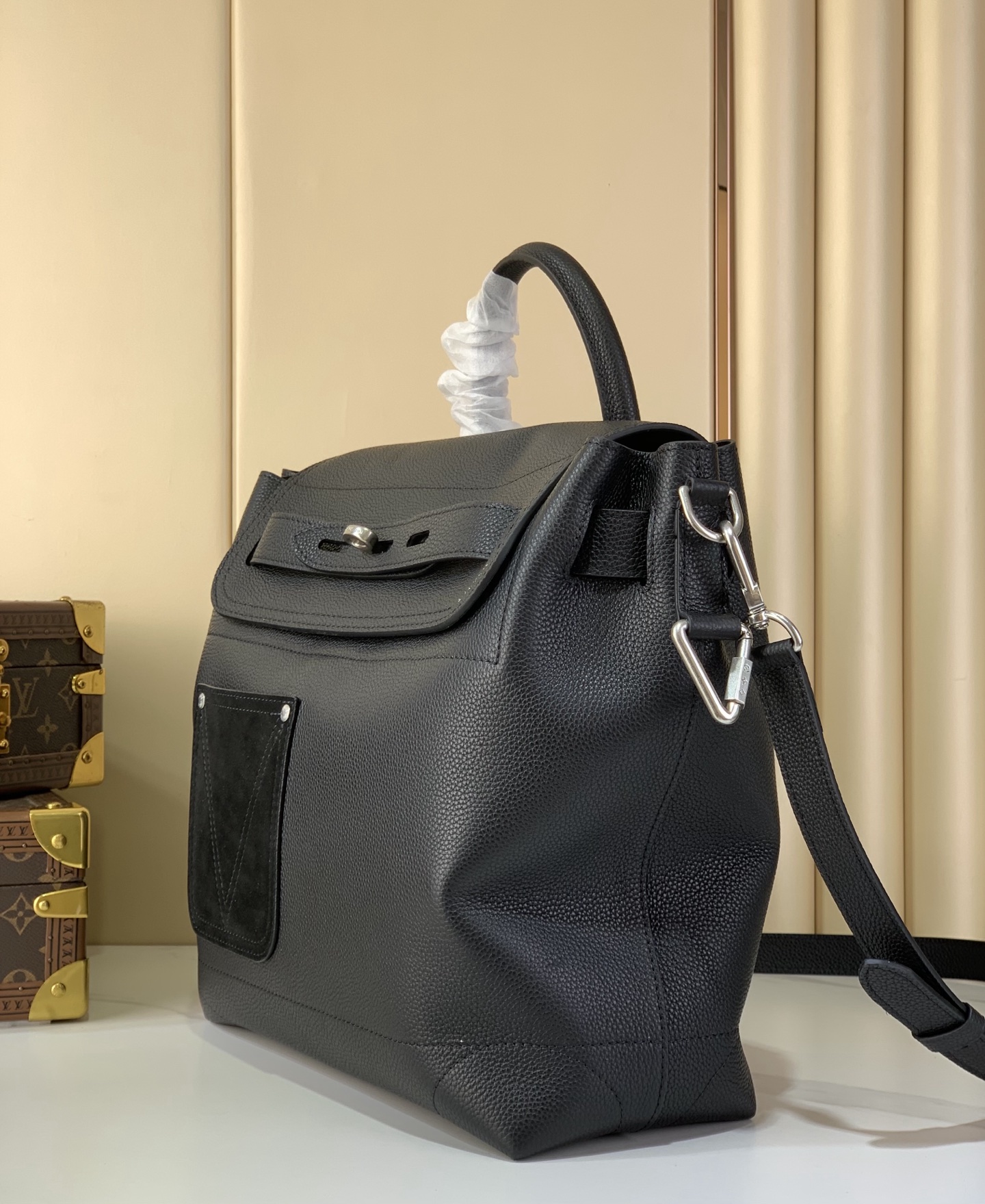 LV Style Black Leather Top Handle Bag style reference detail image 2 from source 760058