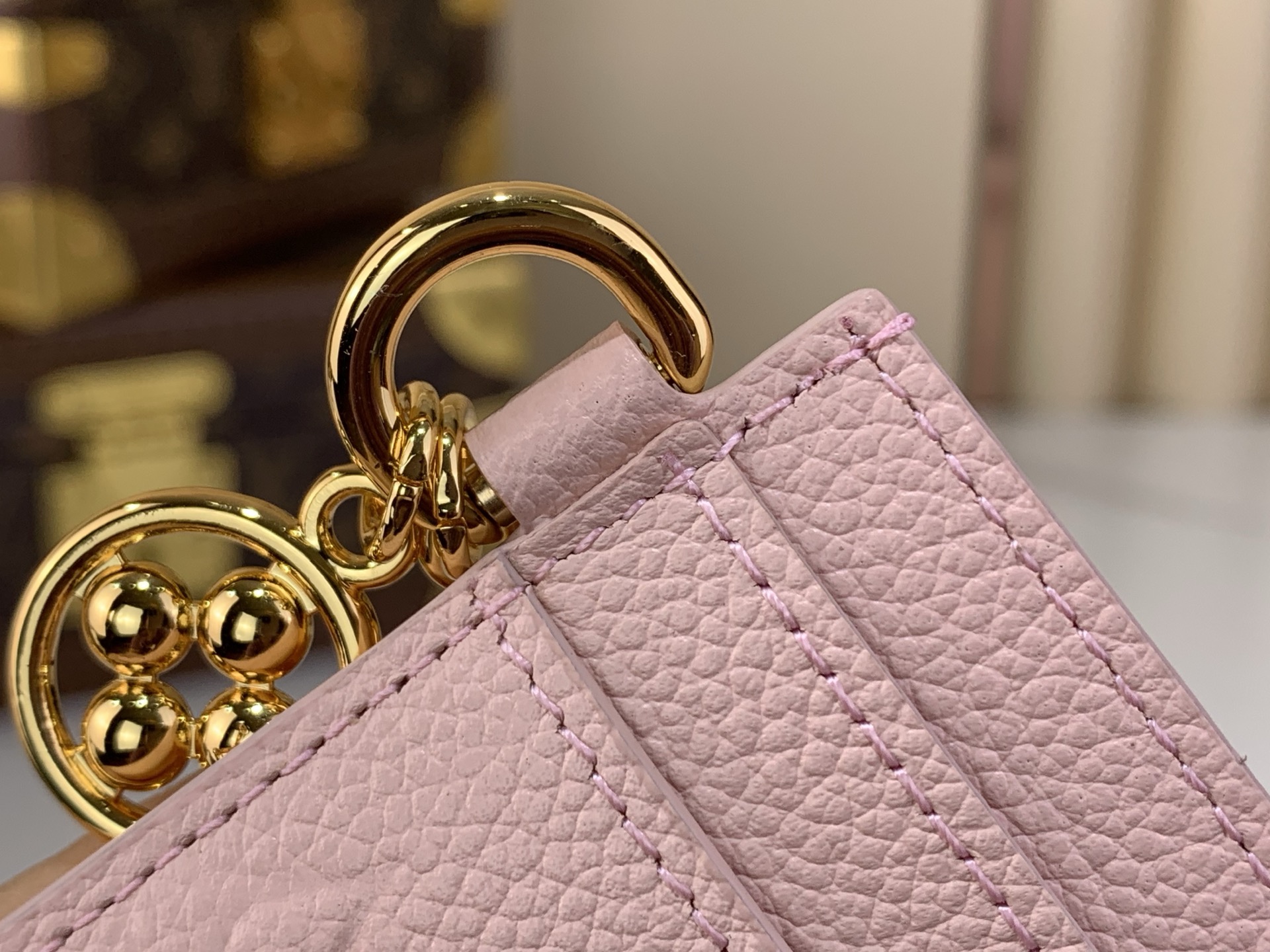 Louis Vuitton M27888 Pink card holder everyday shoulder